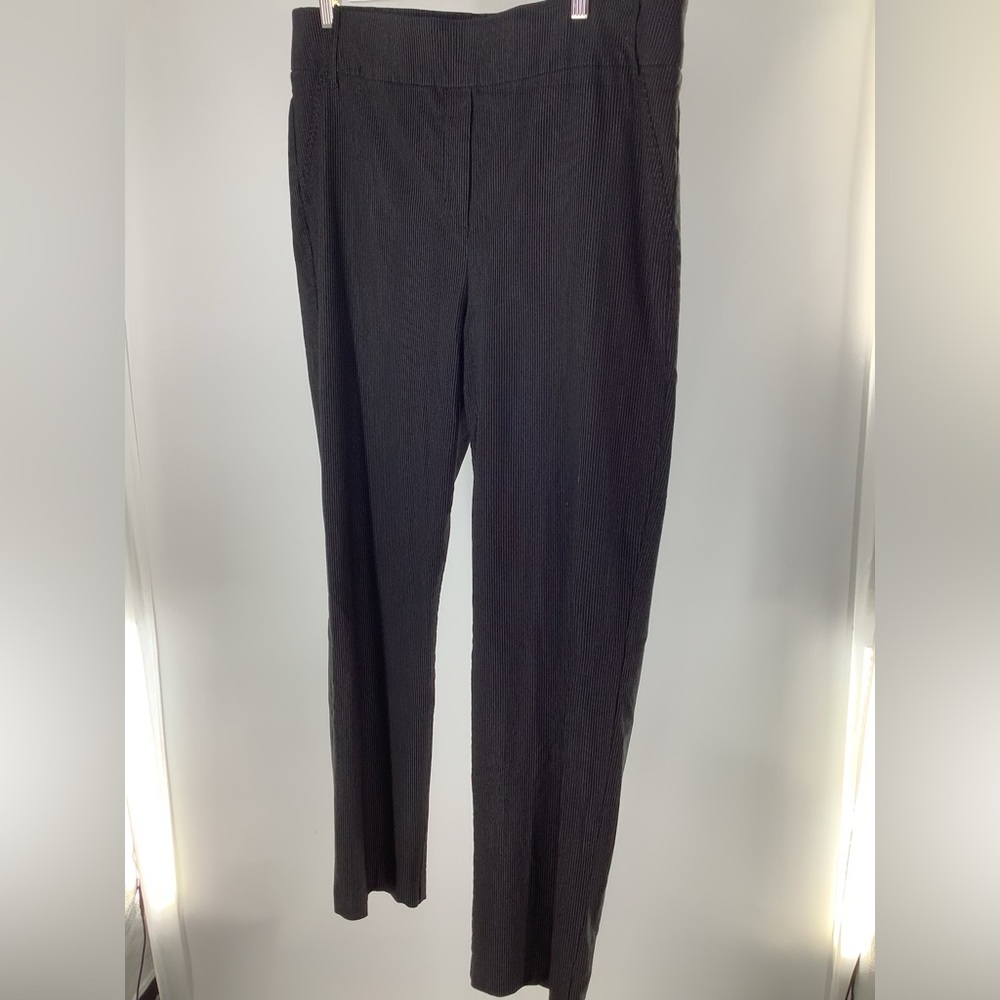 In every Story Size 18 pull on trouser black with white stripes EUC